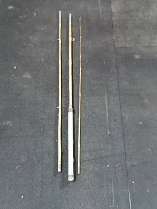 Caña de pescar de bambú