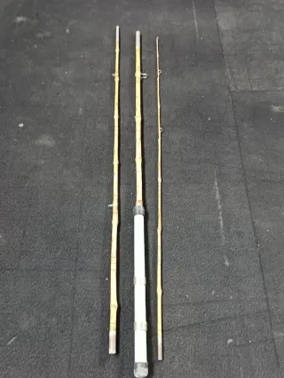 Caña de pescar de bambú