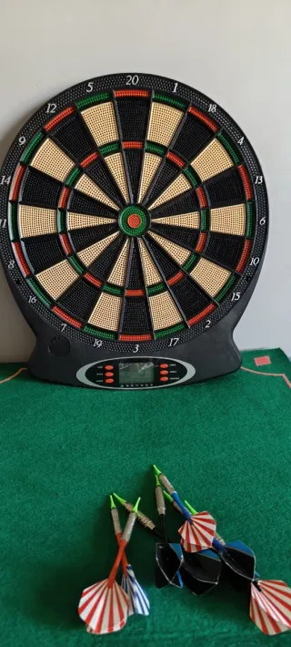 Diana Electrónica con Dardos