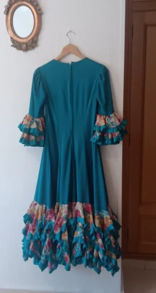 Vestido Flamenca con Mantoncillo talla 40