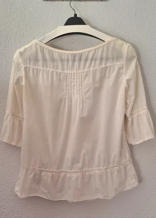 Blusas blanco roto estilo romántico