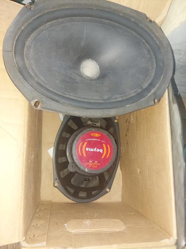 Altavoces Beyma para coche