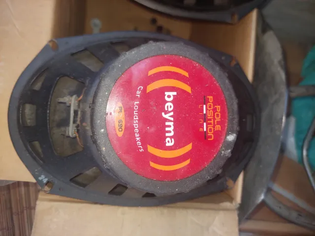 Altavoces Beyma para coche