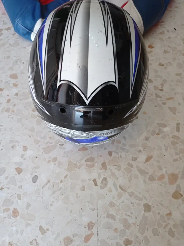 Casco y Traje Moto SHOEI CORNER