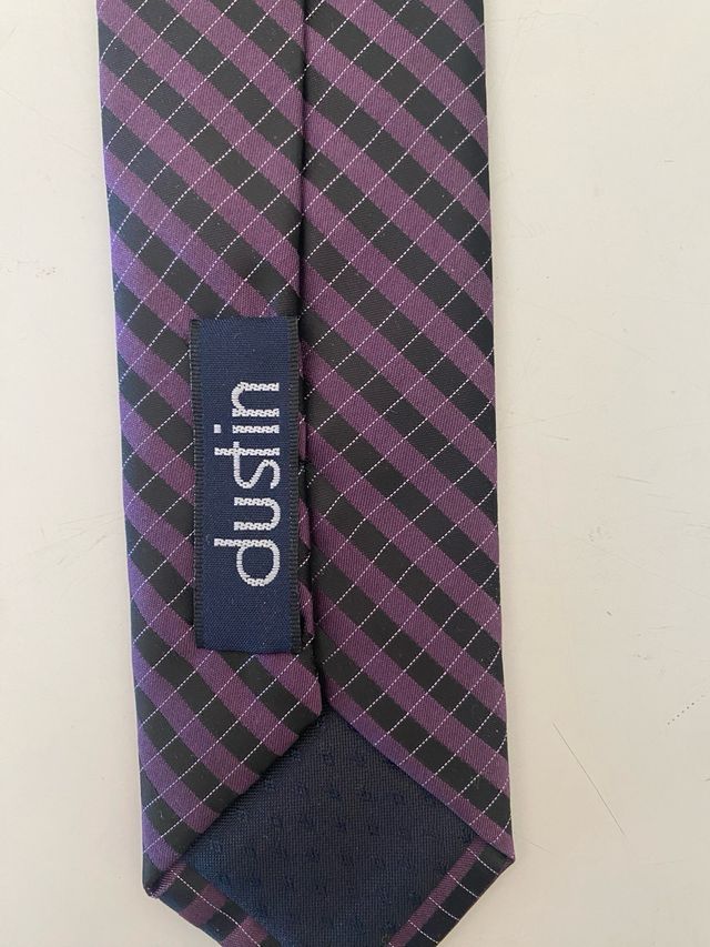 Corbata Morada y Negra a Cuadros
