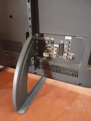 Televisión LG 32" Negra