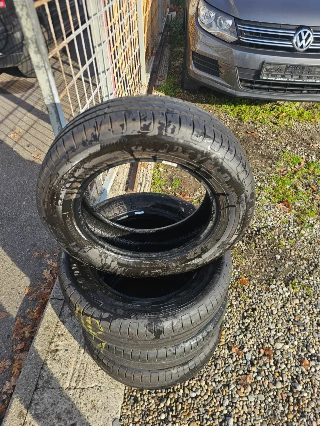 Neumáticos sin estrenar (4 unidades)