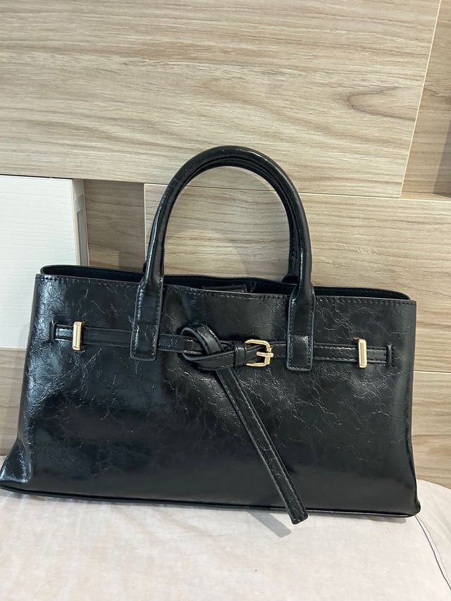 Bolso Negro Stradivarius