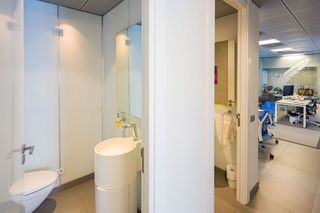 Oficina en venta en Puerto Banús en Marbella