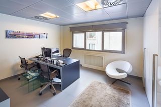 Oficina en venta en Puerto Banús en Marbella