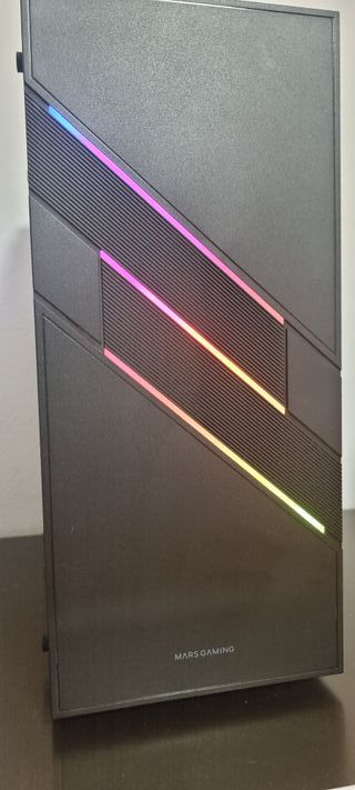 PC RYZEN 3 3200G-32GB RAM-SSD-HDD-VEGA 8 2GB-W 11