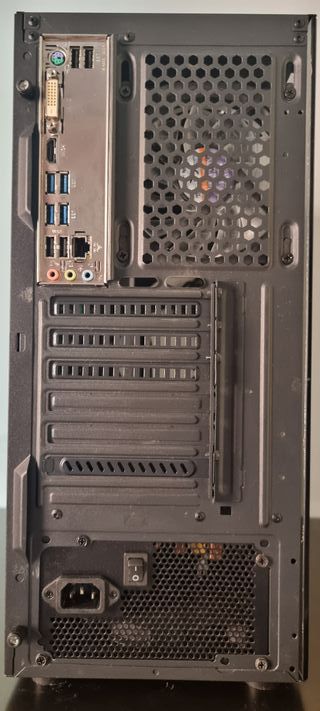 PC RYZEN 3 3200G-32GB RAM-SSD-HDD-VEGA 8 2GB-W 11