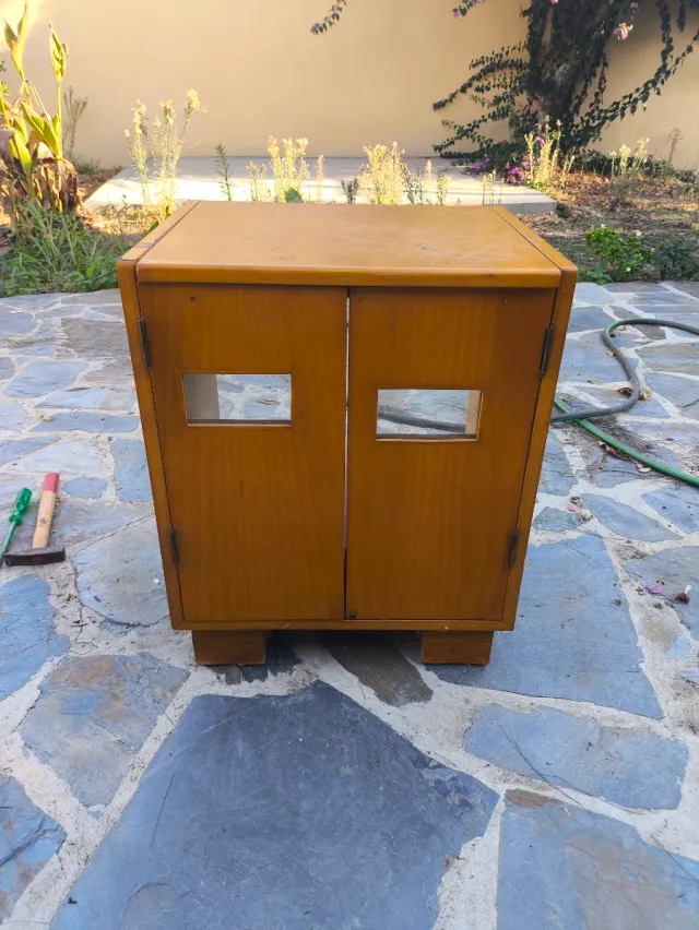 Mueble auxiliar madera con apertura superior