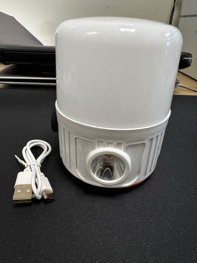 Luz solar LED recargable