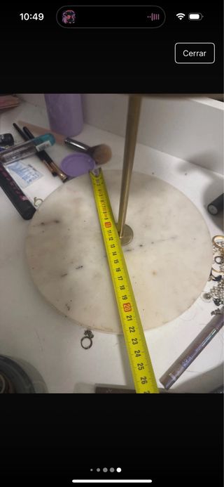 Espejo de mesa dorado con base de mármol