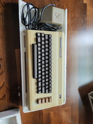 Commodore VIC-20 Ordenador Color