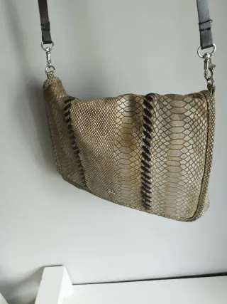 Bolso piel tonos marrones y beige