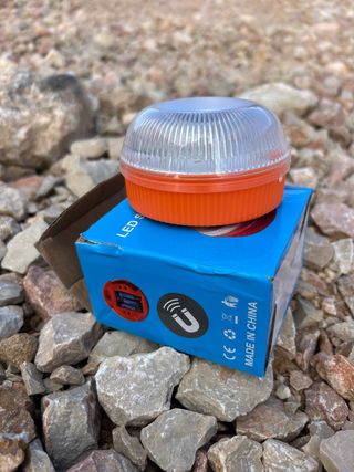 Luz de emergencia LED naranja