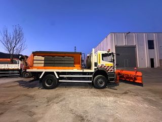 MERCEDES-BENZ AXOR 1829 4X4***QUITANIEVES***