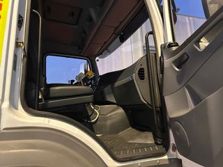 MERCEDES-BENZ AXOR 1829 4X4***QUITANIEVES***