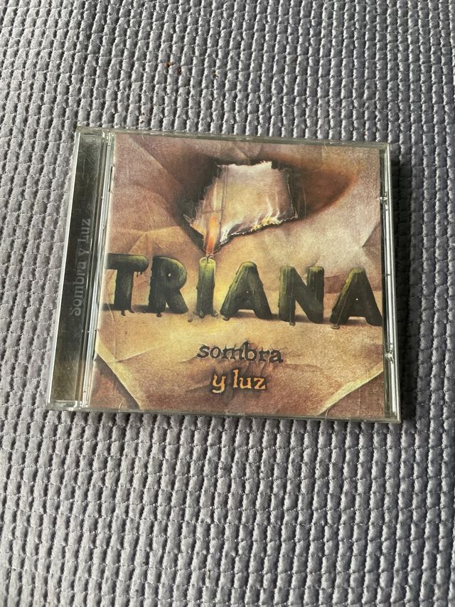 CD Triana - Sombra y Luz