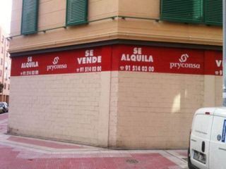 Local comercial en alquiler en El Nido-Las Fuentes en Parla