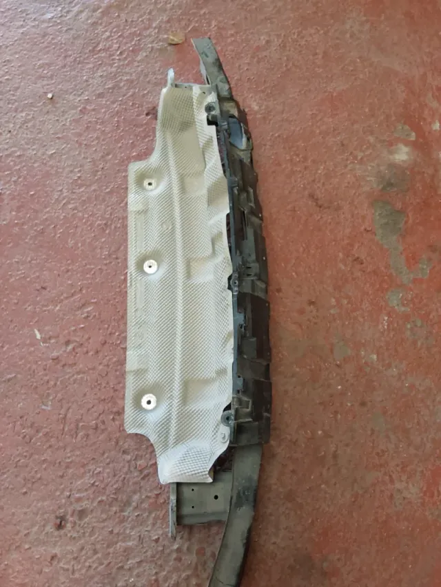 Travesaño Paragolpes Trasero BMW F32/F33/F36