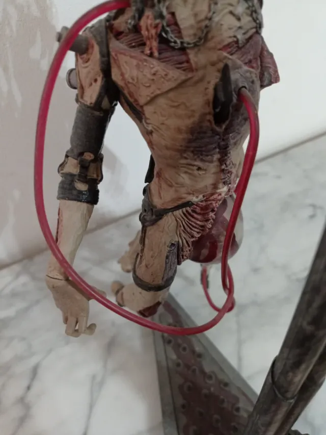 Figura Neca Monstruo