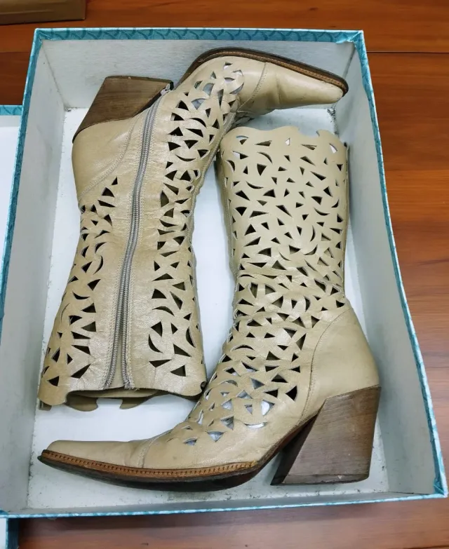 Stivali estivi donna vintage traforati