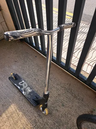 Patinete scooter NKD Rally V4