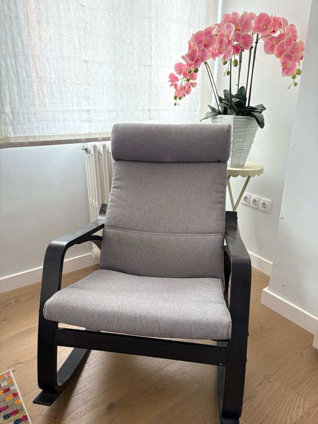 Mecedora Ikea Poäng Negra y Gris