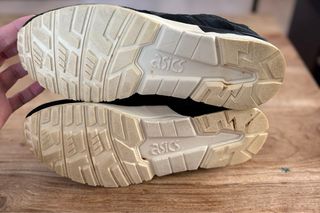 Zapatillas Asics Talla 40.5 Negras