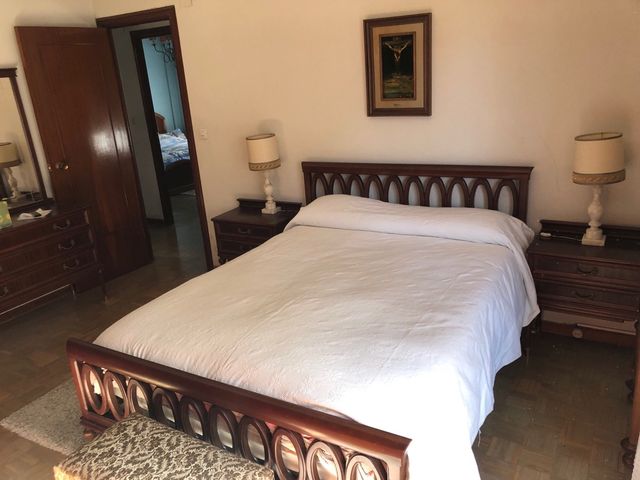 Cama de matrimonio de madera
