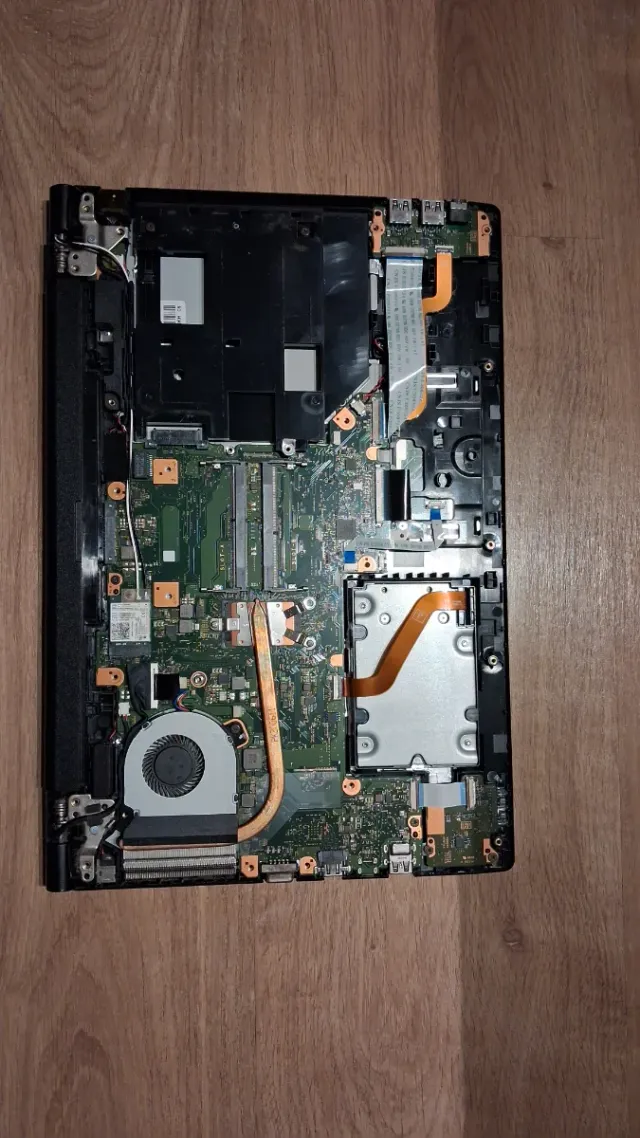 Toshiba Satellite Pro R50-EC32-132