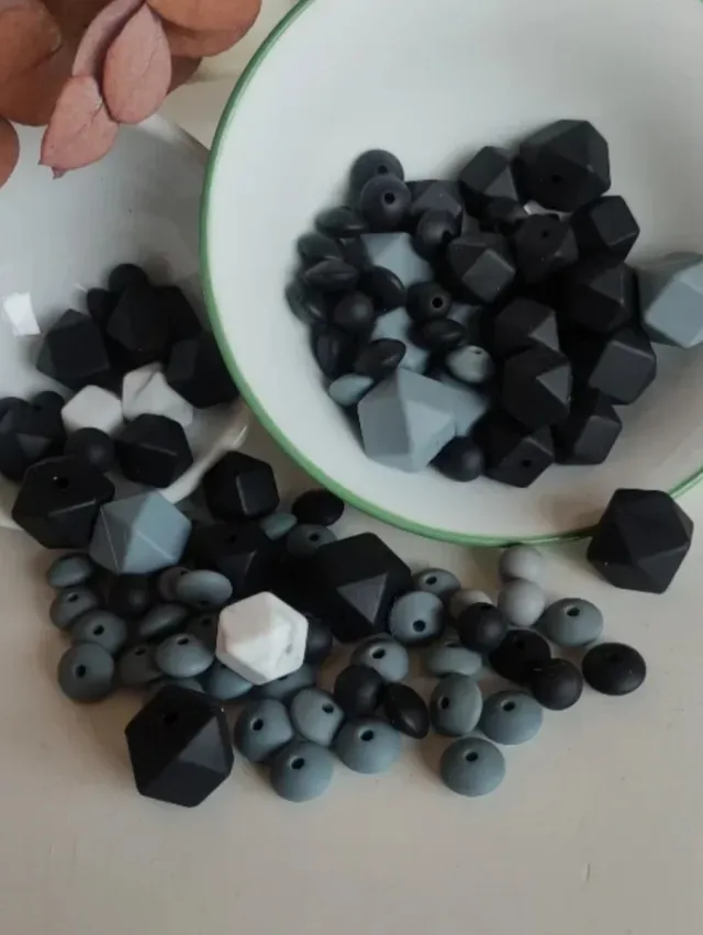 150 Cuentas de silicona para chupeteros