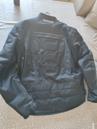 Chaqueta de moto negra