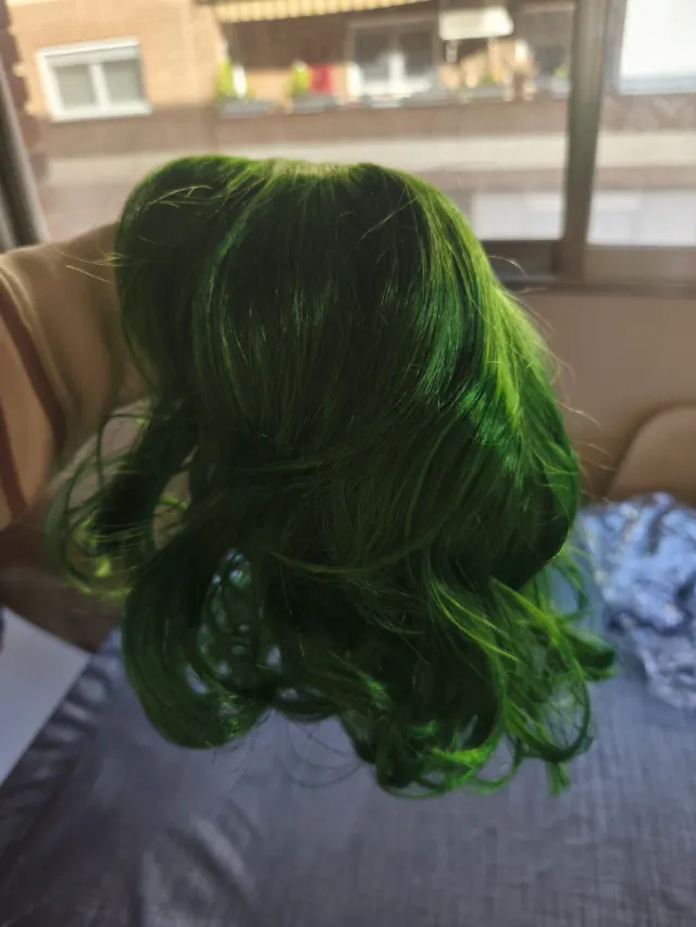 Peluca verde corta