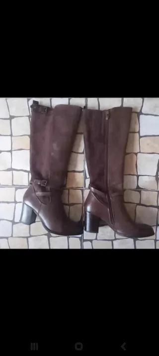 Botas castanhas salto alto - Tamanho 36