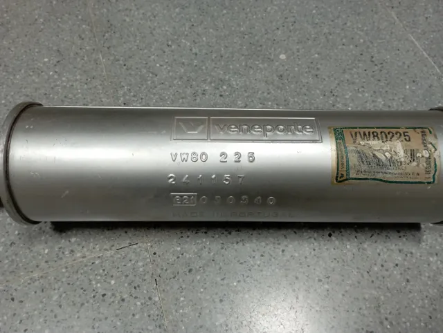 Silencioso intermedio New Beetle