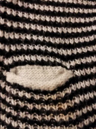 Rebeca de punto rayas blanco y negro