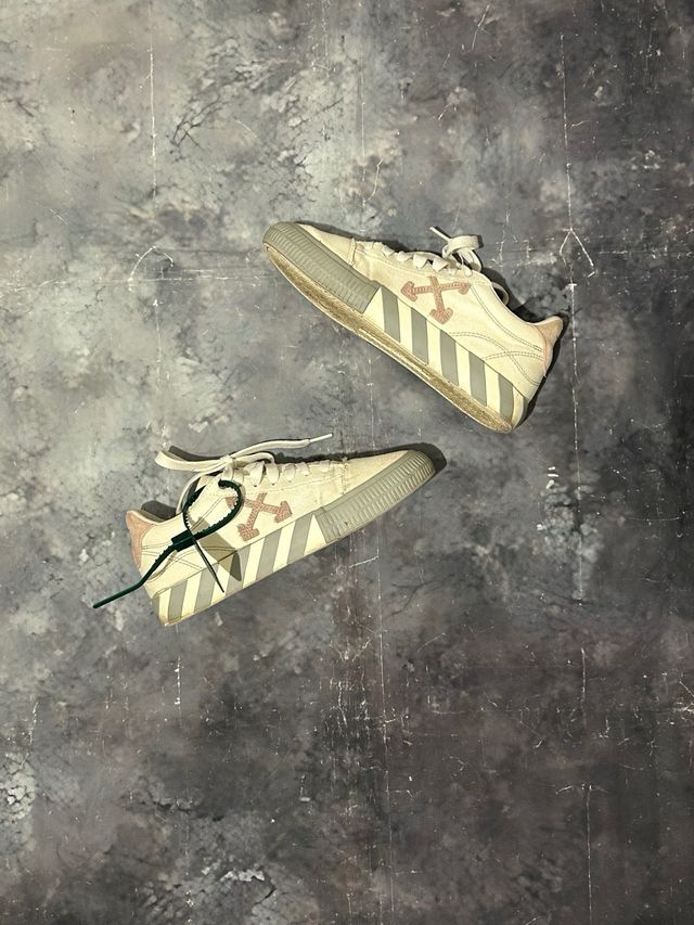 Scarpe Off-White Vulcanized Bianche Rosa