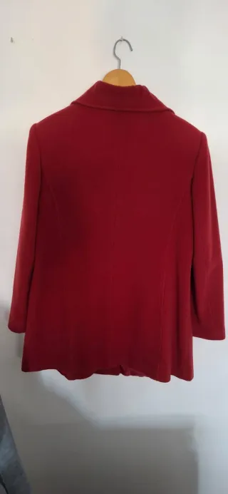 Abrigo mujer rojo