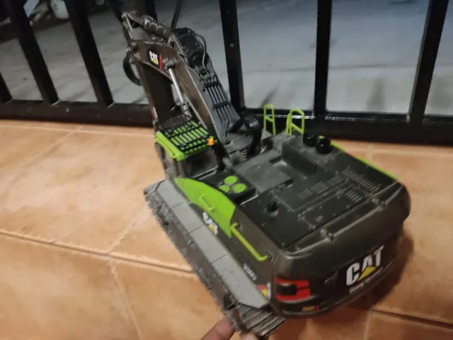 Retroexcavadora RC Huina Modificada