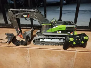 Retroexcavadora RC Huina Modificada