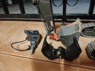 Retroexcavadora RC Huina Modificada