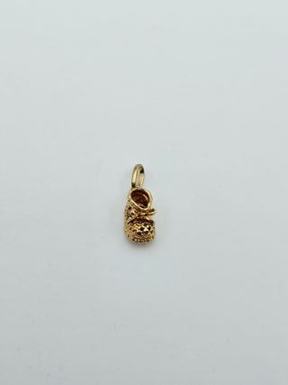 Colgante de Oro 18K Patuco bebe, 1,37gr, 1cm