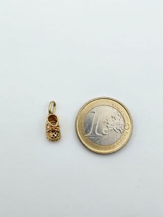 Colgante de Oro 18K Patuco bebe, 1,37gr, 1cm