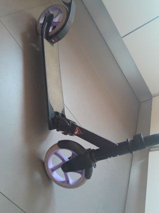 Patinete Oxelo Mid7 Negro/Lavanda