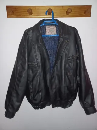 Cazadora Negra Hombre Talla L