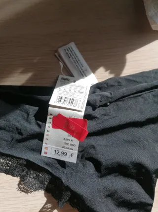 Braguitas Secret Mujer Talla XL y L Negras